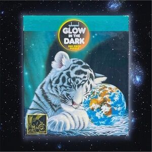 Collectible 🧩 550 PCS Puzzle White Tiger Earth Light